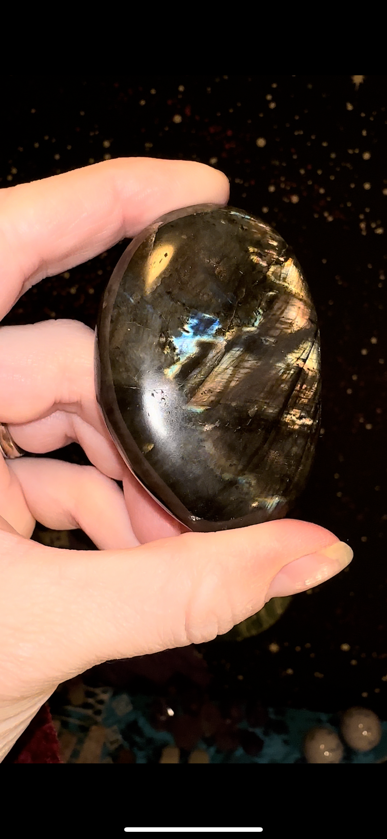 Labradorite Palmstone