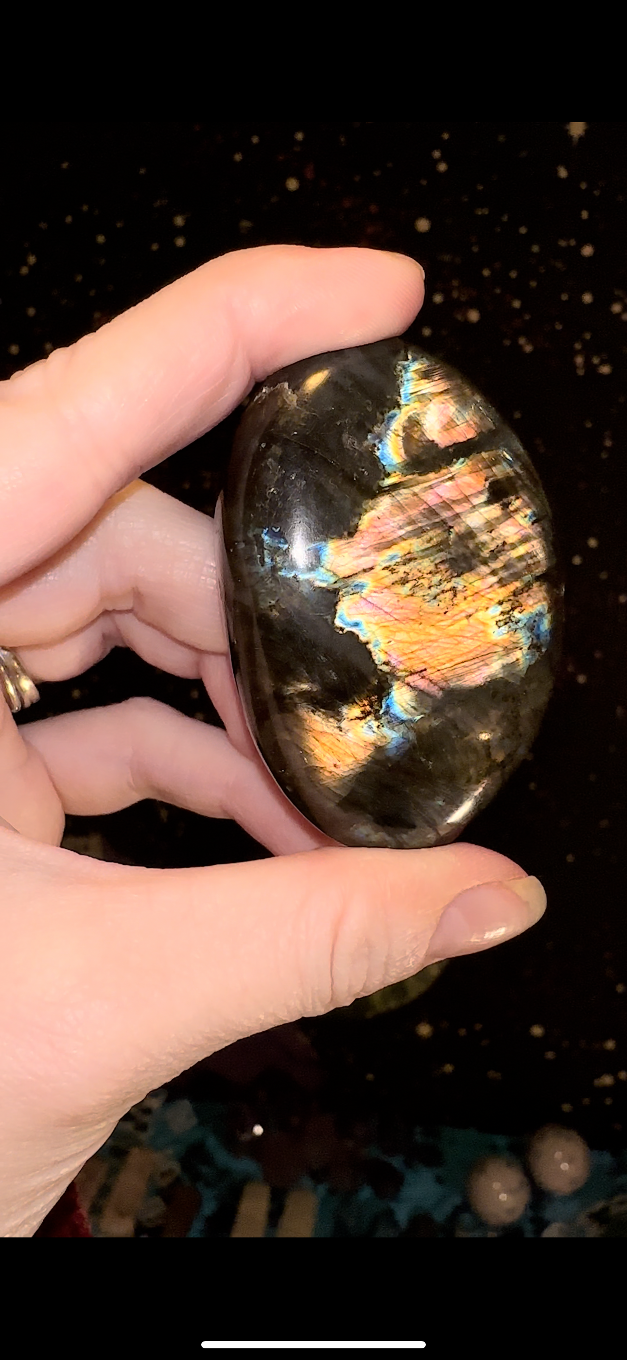 Labradorite Palmstone