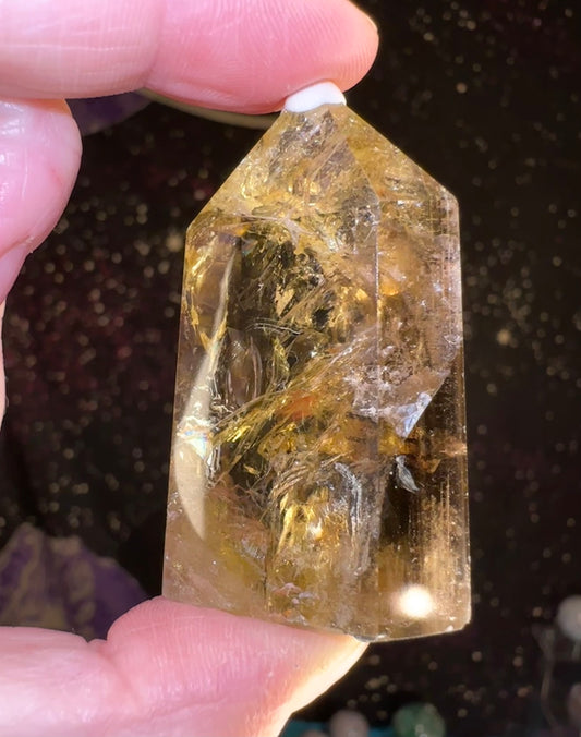Natural Citrine tower (Madagascar)