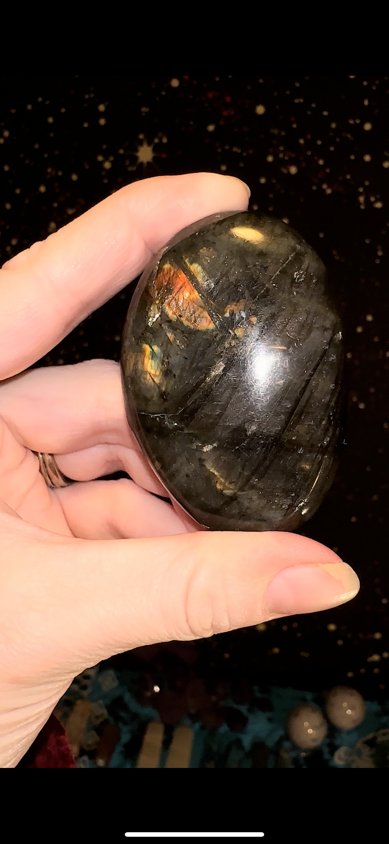 Labradorite Palmstone