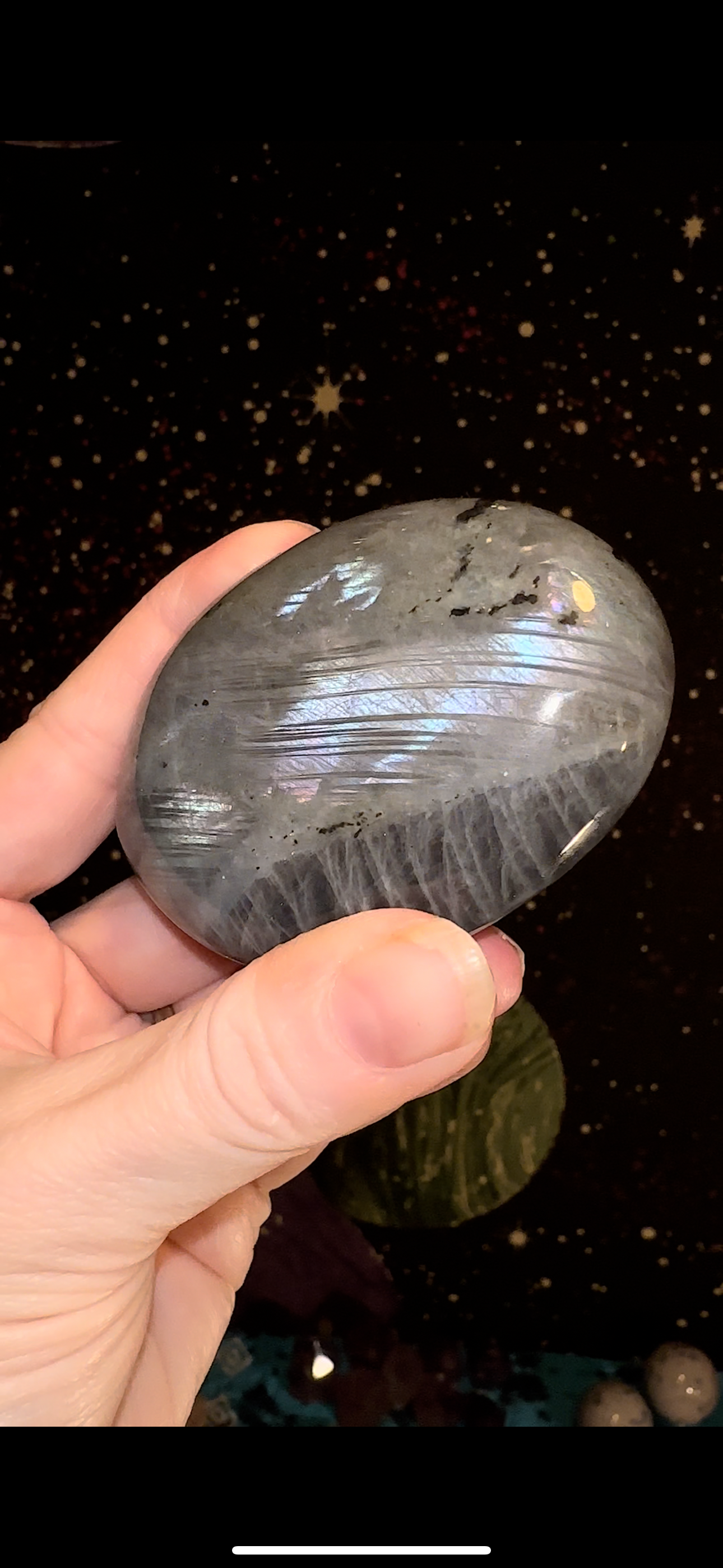 Labradorite Palmstone
